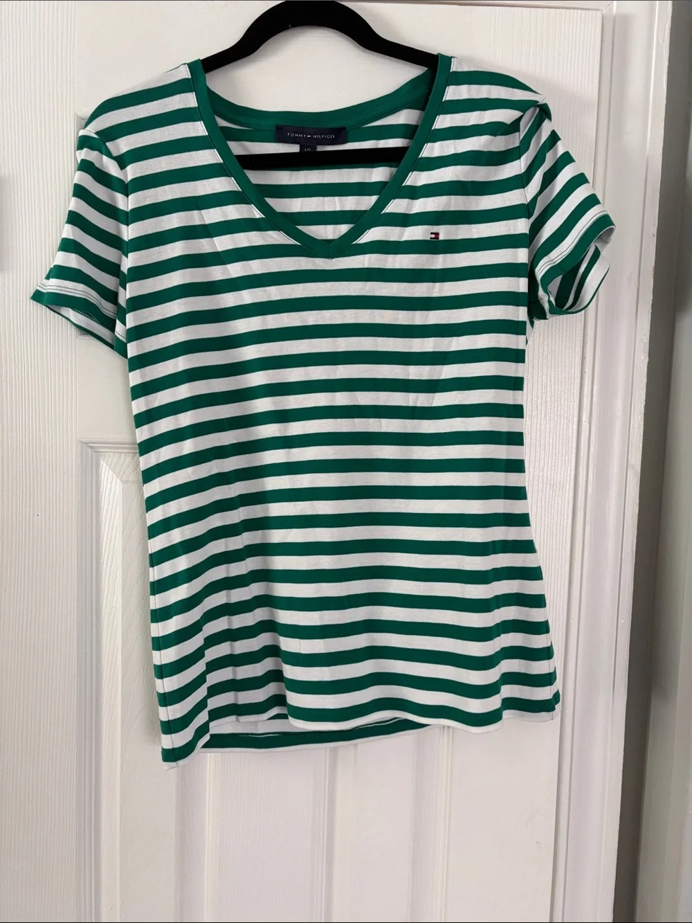 Tommy Hilfiger Women's Green and White Striped V-Neck T-Shirt Size Large - Picture 1 of 6